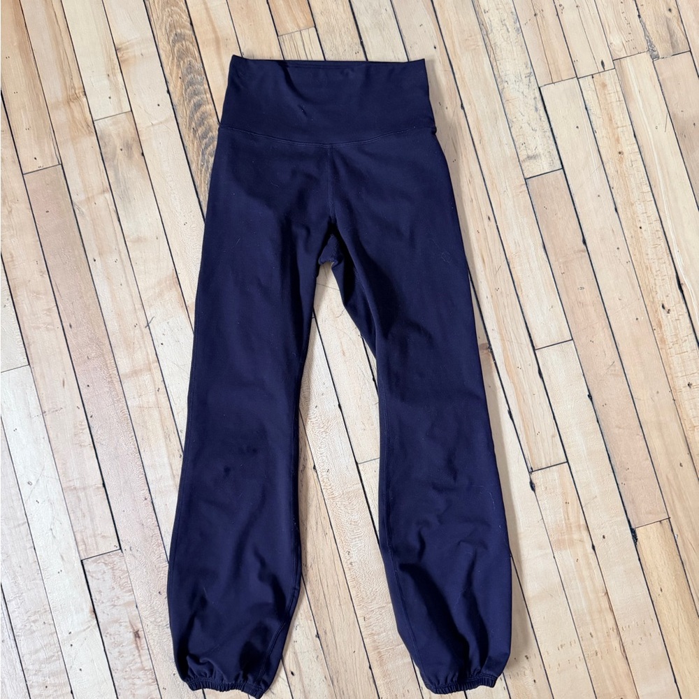 Aerie The Hugger High
Waisted Cinch Pant